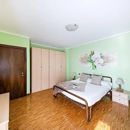 Le By Whale Homes 아파트